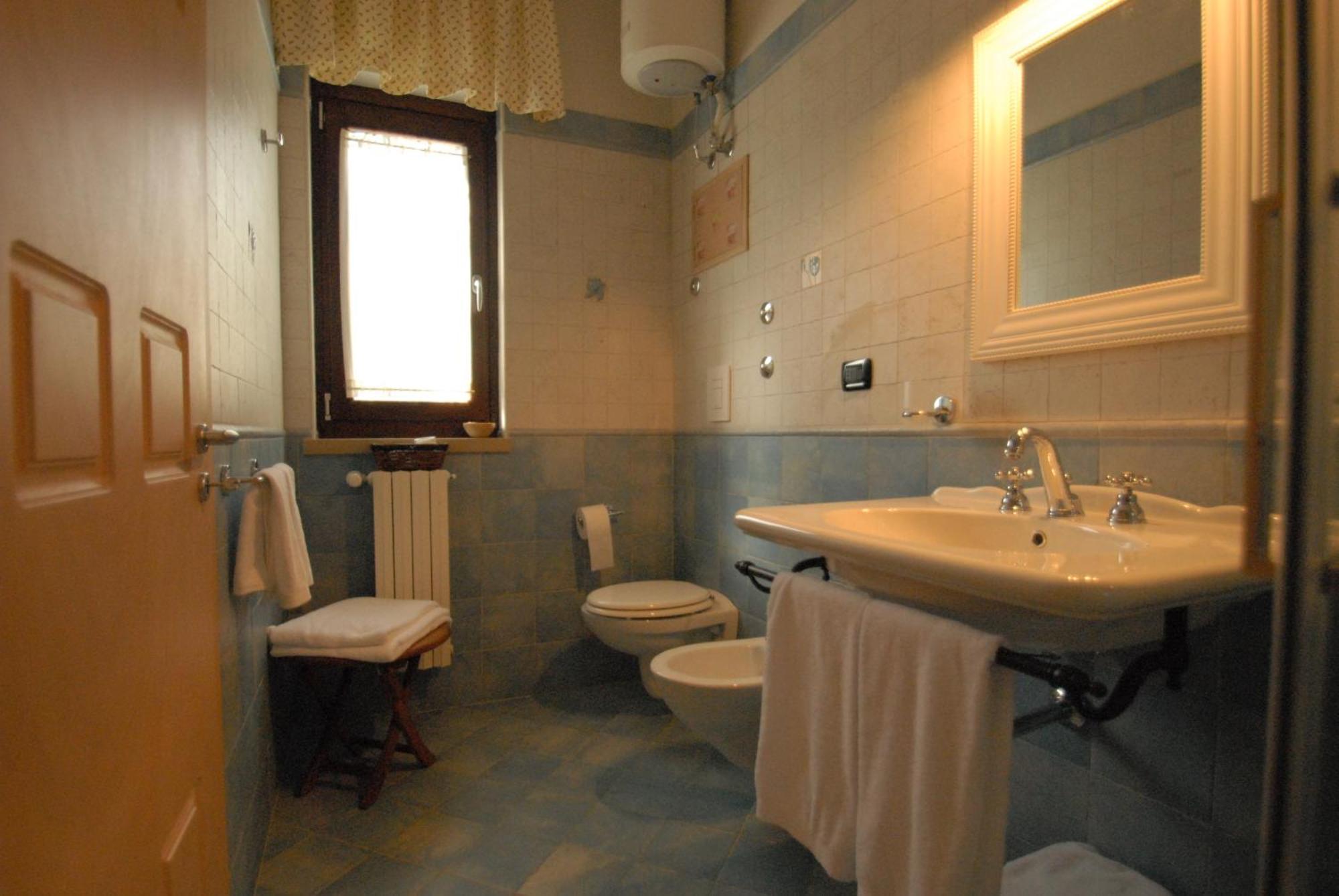 Il Giardino Del Te Hotell Barletta Exteriör bild