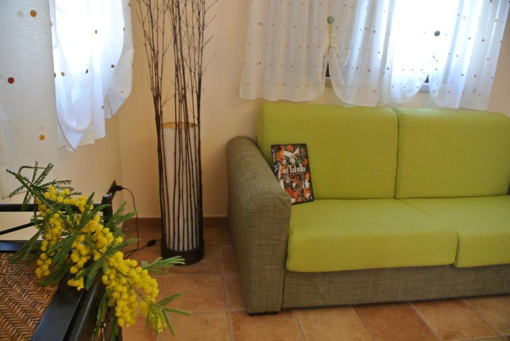 Il Giardino Del Te Hotell Barletta Exteriör bild