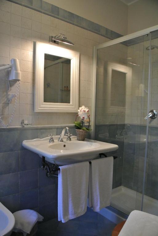 Il Giardino Del Te Hotell Barletta Rum bild