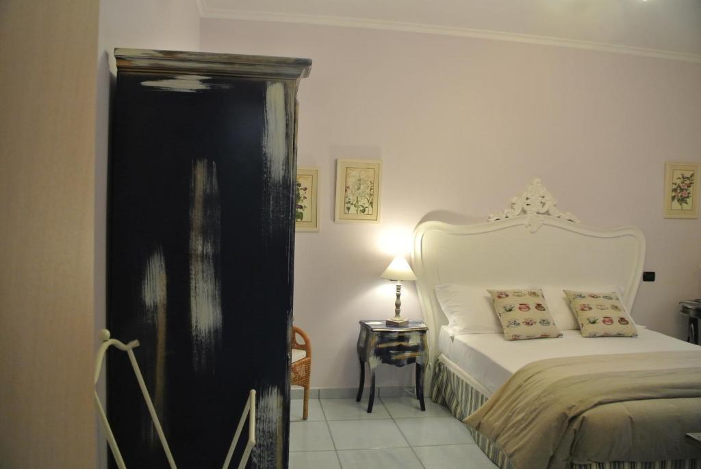 Il Giardino Del Te Hotell Barletta Rum bild