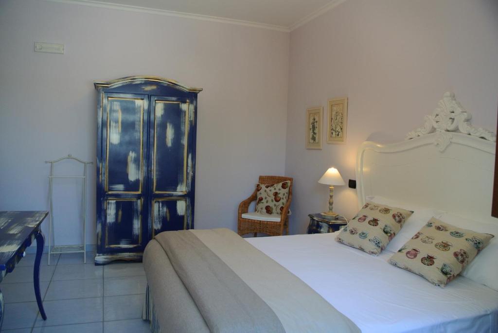 Il Giardino Del Te Hotell Barletta Rum bild