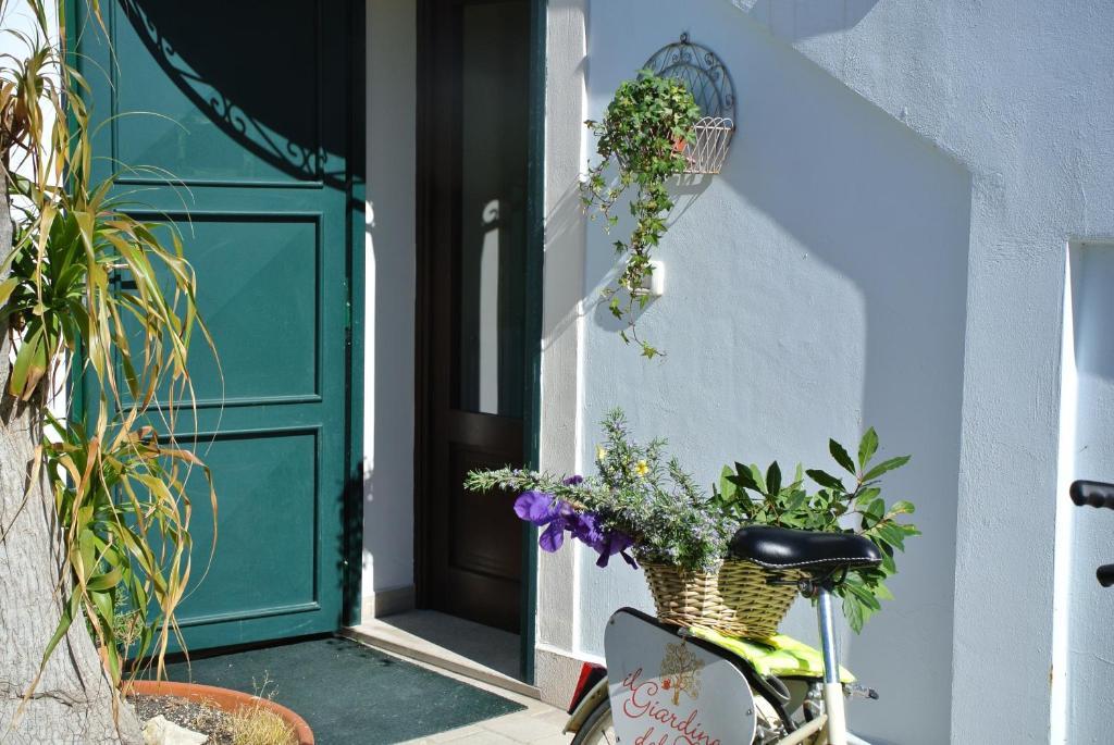 Il Giardino Del Te Hotell Barletta Exteriör bild